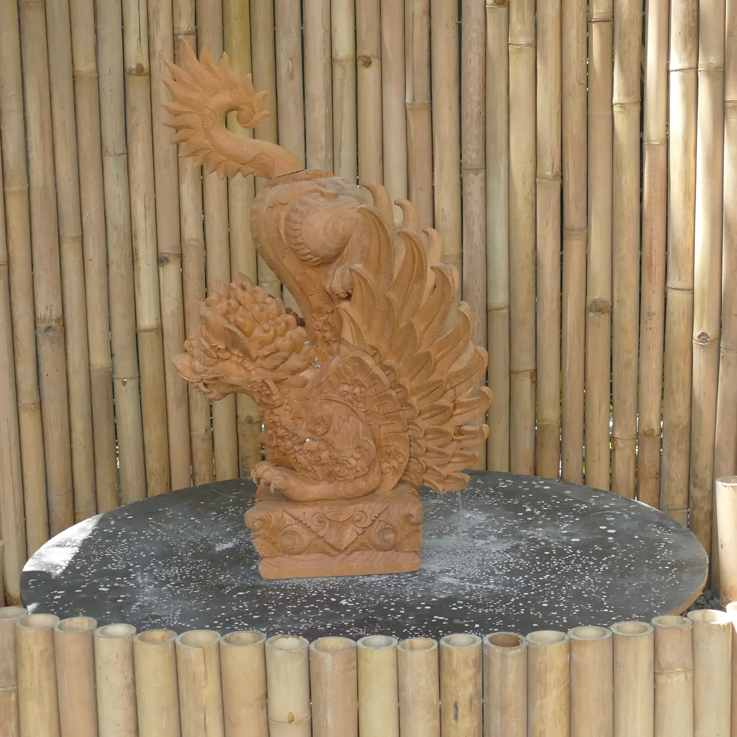  Product image 5 of the product “Singa Sungsang, Jack fruit, 30 x 35 x 56 cm (center Piece) with extension 47 x 40 x 75 cm ”